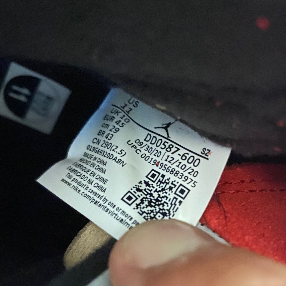Air Jordan 5 Retro 2021 “Raging Bull” - Picture 2 of 9